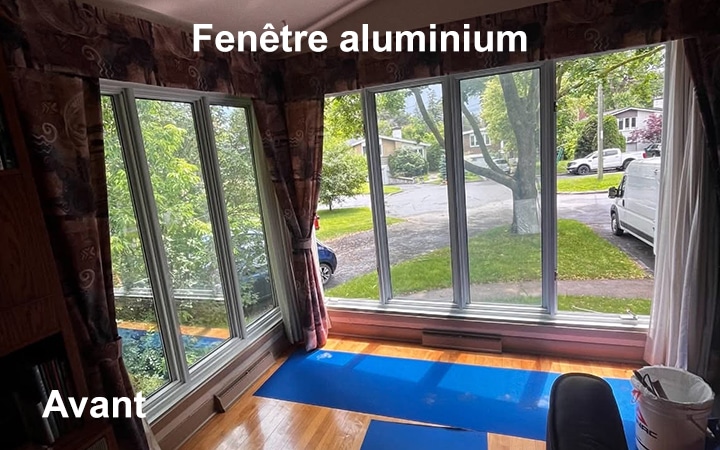 Avant le remplacement de thermos sur une fenêtre en aluminium par Vitrerie S Lagacé.